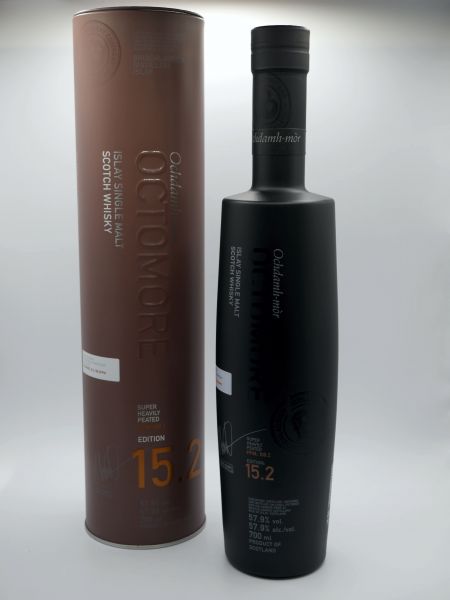 Octomore 15.2. mit Flaschentube